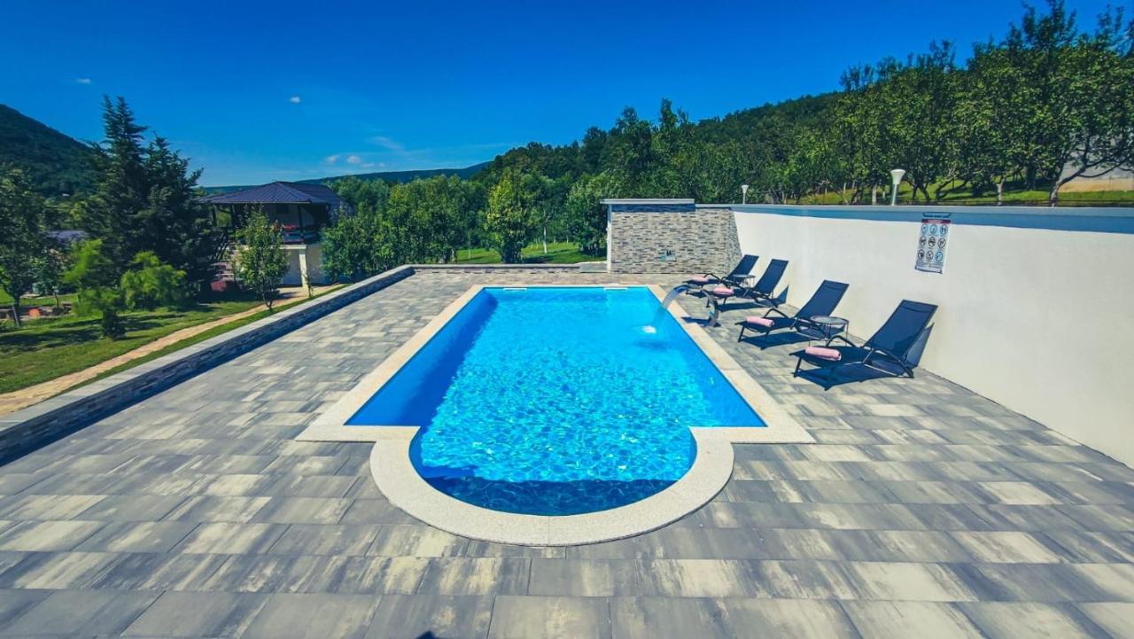 Holiday Home Emir Racic Ngoại thất bức ảnh