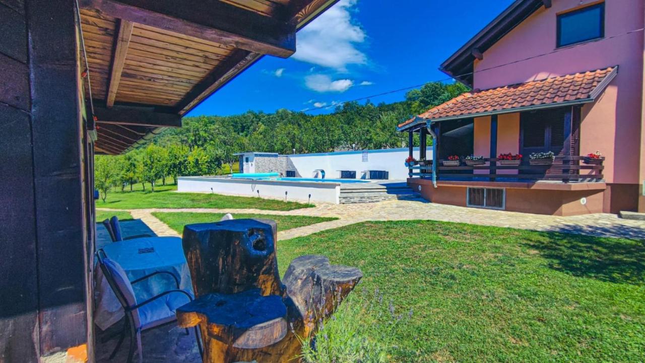 Holiday Home Emir Racic Ngoại thất bức ảnh
