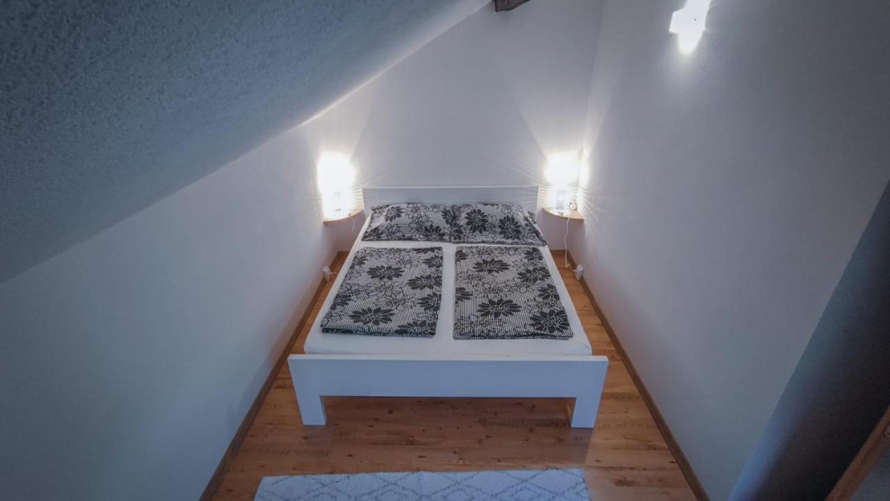 Holiday Home Emir Racic Ngoại thất bức ảnh