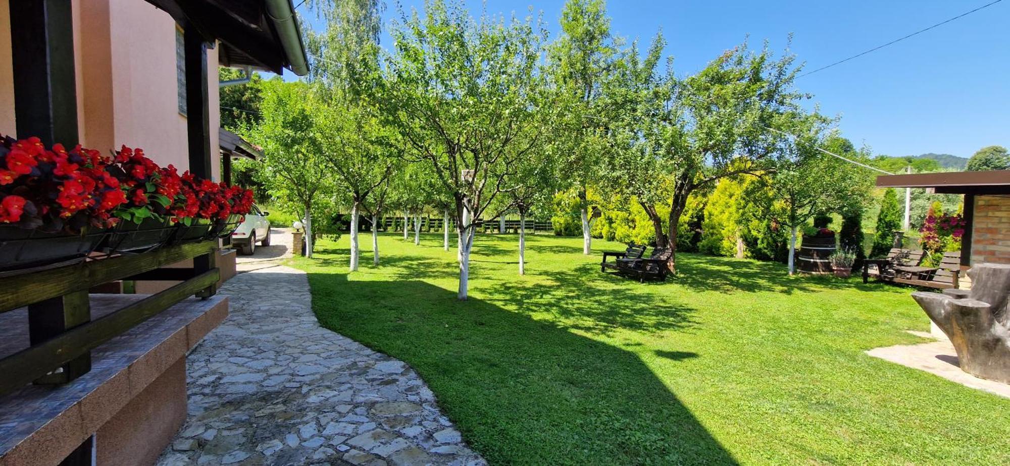 Holiday Home Emir Racic Ngoại thất bức ảnh
