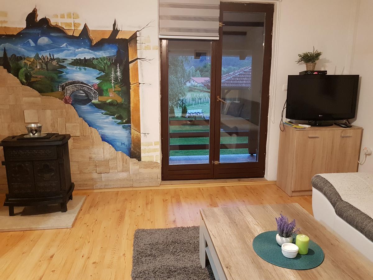 Holiday Home Emir Racic Ngoại thất bức ảnh